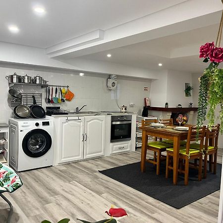 Casinha Res Do Chao Na Nazare Com Quintal E Barbecue Villa Екстериор снимка