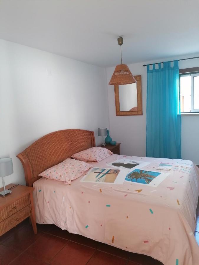 Casinha Res Do Chao Na Nazare Com Quintal E Barbecue Villa Екстериор снимка